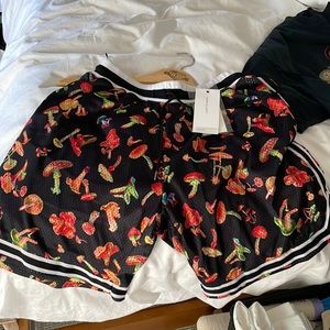 John Elliot mushroom print “game shorts” size M. Perfect condition with tags.